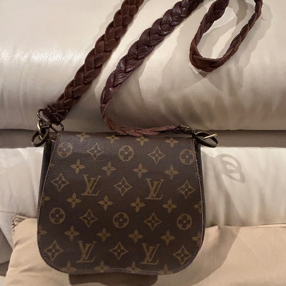 Beautiful authentic vintage Boho Louis Vuitton Odyssey Crossbody bag 👢 - Picture 7 of 10